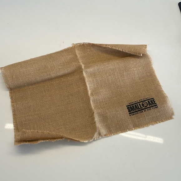 🤍 2 burlap Place settings - Picture 1 of 4